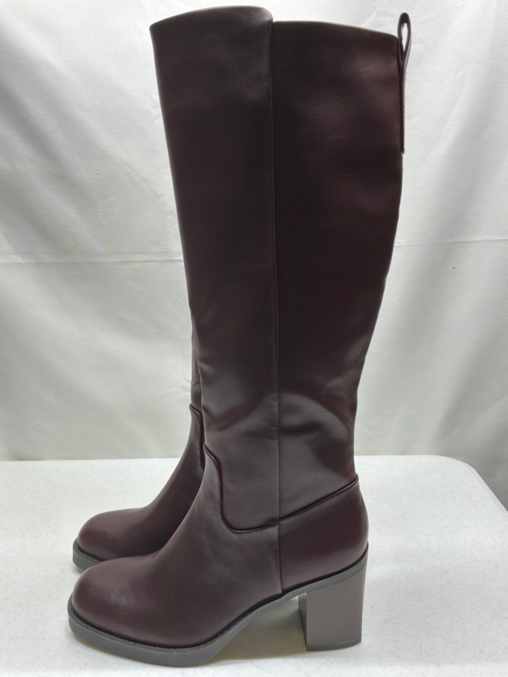 Baretraps Gretchin Bloodstone Boots Women's Size 6M